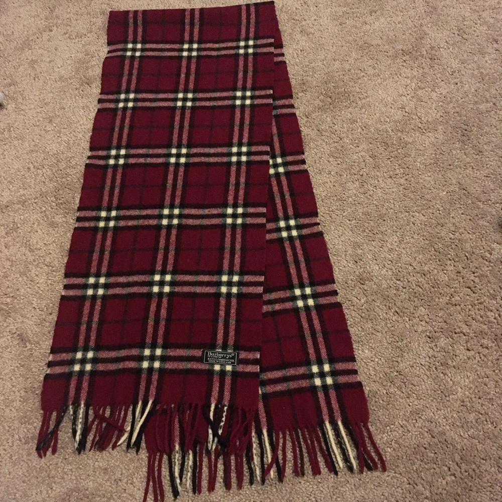 Red nova check Burberry scarf 100% lambswool
